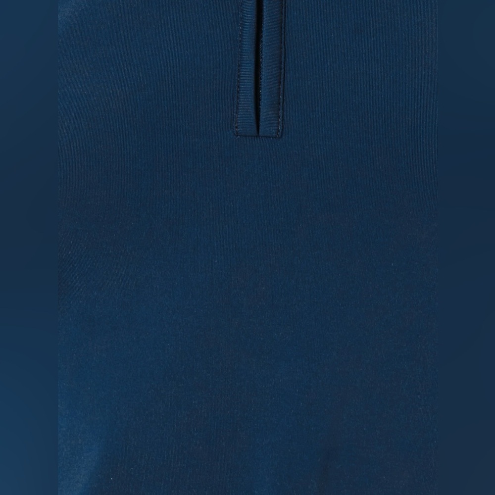 NEW with tags  (NWT) Lilly Pultizer Islandia Half Zip Sunguard Navy Long Sleeve - Picture 2 of 5